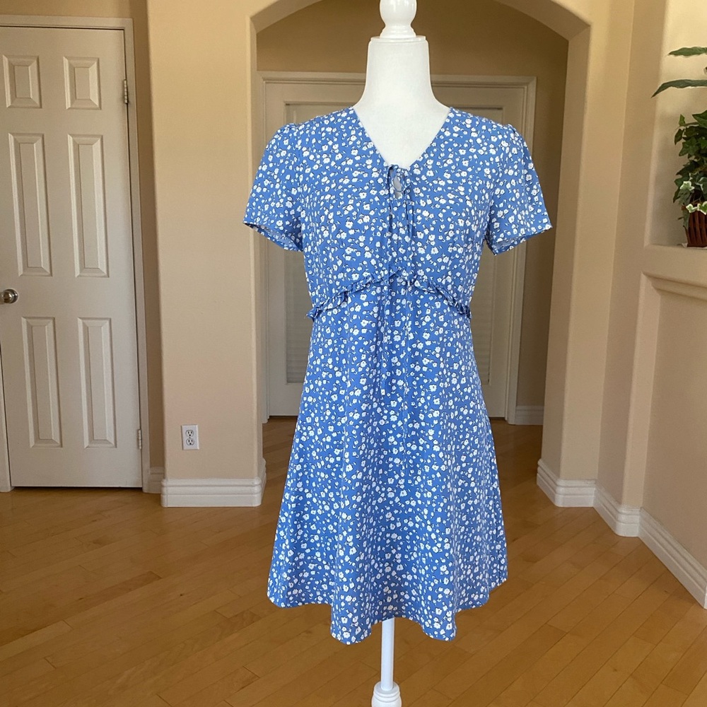 NWT Allegra K Blue and White Floral Mini Dress